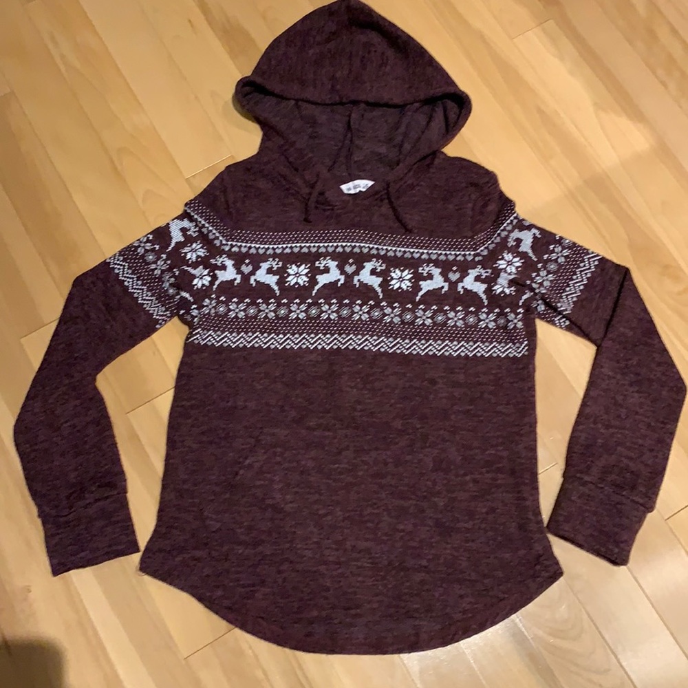 💥2/$30 🌟HP🌟EUC Girls Urban Planet Maroon&White Reindeer hoodie-size L(14/16)